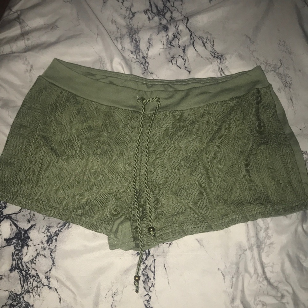 Dark green short shorts